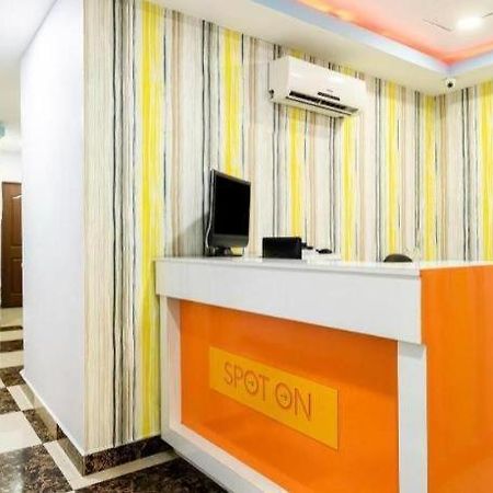 Spot On 89616 My Trillion Hotel Kuala Lumpur Exterior photo
