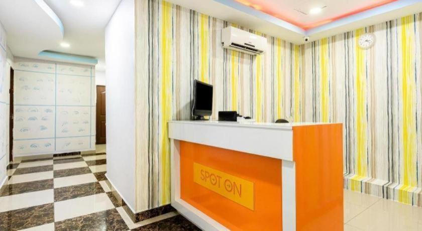 Spot On 89616 My Trillion Hotel Kuala Lumpur Exterior photo